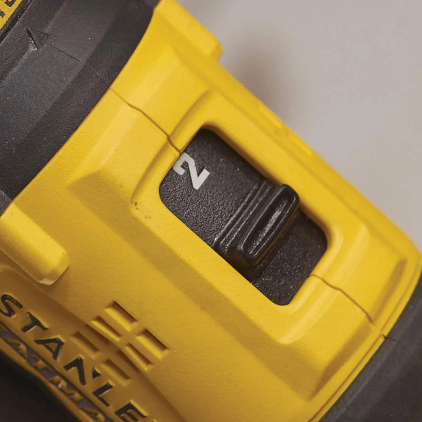 Шурупокрут акумуляторний безщітковий Stanley FatMax SFMCD710D2K 726804 фото