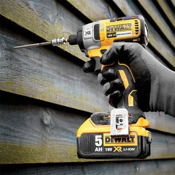 Набір з восьми інструментів безщіткових DeWALT DCK853P4 727106 фото