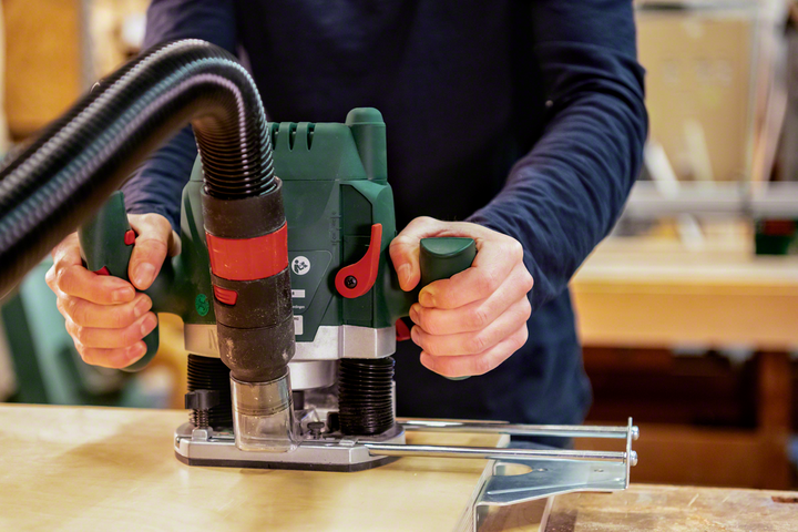 Фрезер Bosch POF 1200 AE (060326A100) 726535 фото