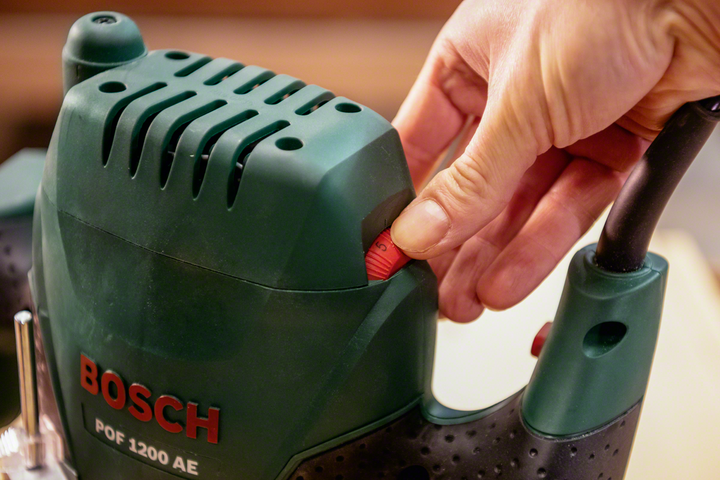 Фрезер Bosch POF 1200 AE (060326A100) 726535 фото