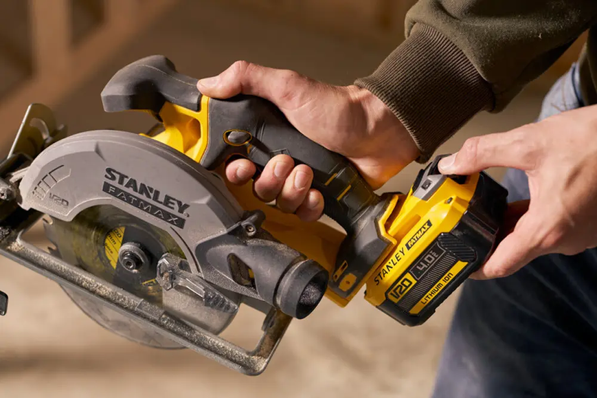 Пила циркулярна акумуляторна STANLEY FatMax SFMCS500B 726817 фото