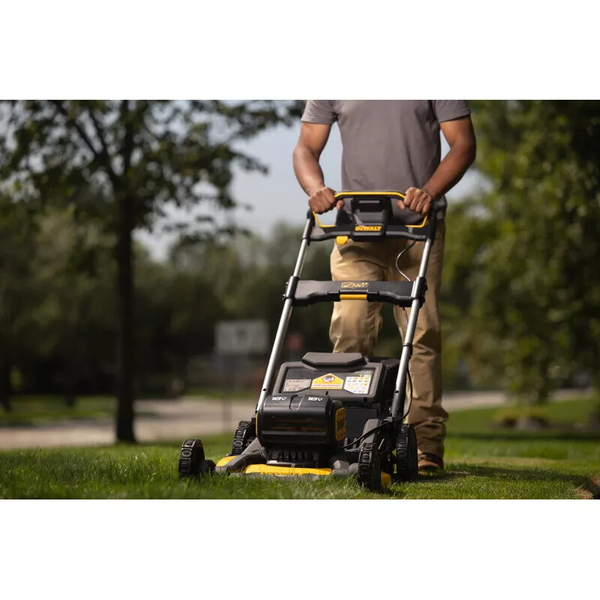 Газонокосилка аккумуляторная бесщеточная DeWALT DCMWP134N без АКБ и ЗП 731143 фото