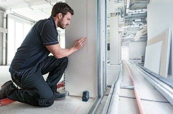 Лазерний нівелір Bosch Professional GLL 2-10 з чохлом (0601063L00) 726446 фото