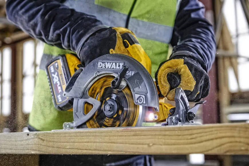 Пила дисковая аккумуляторная DeWalt DCS578NT (без АКБ и ЗУ) 727175 фото