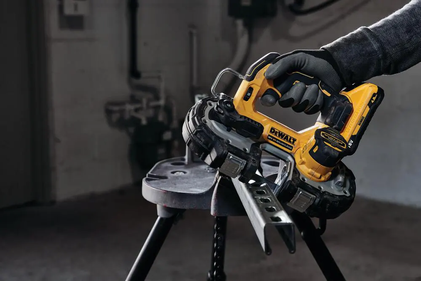 Пила стрічкова акумуляторна DeWALT DCS377NT (без АКБ та ЗП) 727193 фото