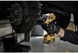 Аккумуляторный ударный бесщеточный гайкокрут DeWALT DCF901P2 726946 фото 7