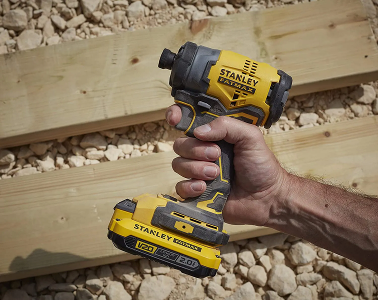 Гайкокрут ударний акумуляторний Stanley FatMax SFMCF810D2K 726806 фото