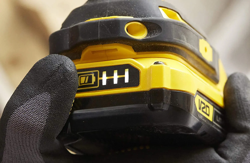 Гайкокрут ударний акумуляторний Stanley FatMax SFMCF810D2K 726806 фото