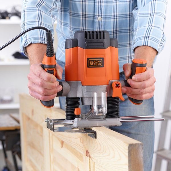 Фрезер BLACK+DECKER KW1200EKA 728524 фото