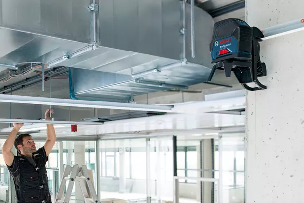 Лазерний нівелір Bosch Professional GCL 2-50 в чемодані з приймачем LR 6 тримачем RM 1 (0601066F01) 726416 фото