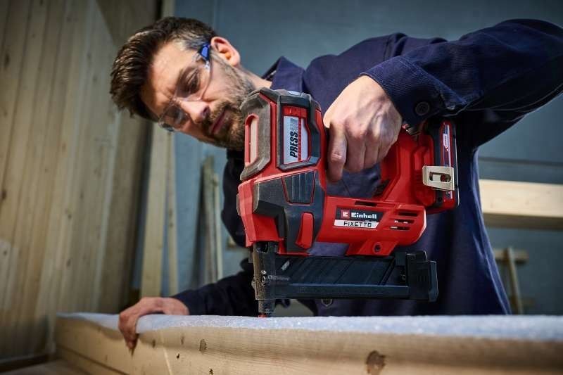 Степлер акумуляторний під скоби Einhell FIXETTO 18/38 S(без аккум) (4257785) 726103 фото