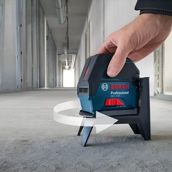 Лазерний нівелір Bosch Professional GCL 2-50 в чемодані з тримачем і 3 батарейками (0601066F02) 726444 фото