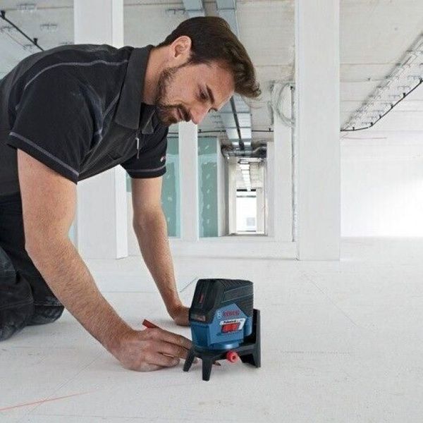 Лазерний нівелір Bosch Professional GCL 2-50 в чемодані з тримачем і 3 батарейками (0601066F02) 726444 фото