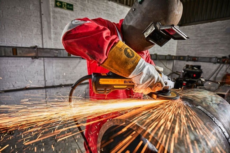 Кутова шліфувальна машина DeWALT DWE4357 727060 фото