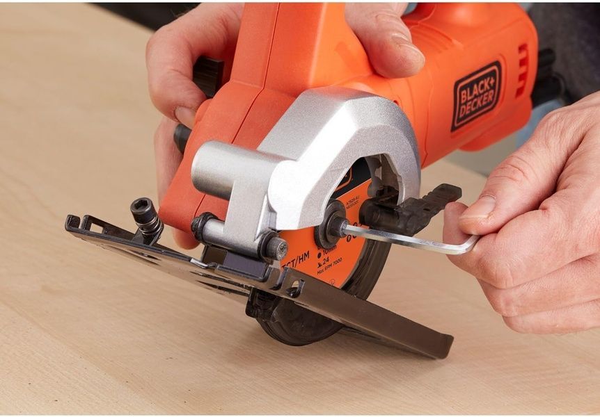 Пила циркулярна BLACK+DECKER BES510 728531 фото