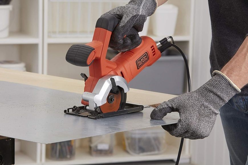Пила циркулярна BLACK+DECKER BES510 728531 фото