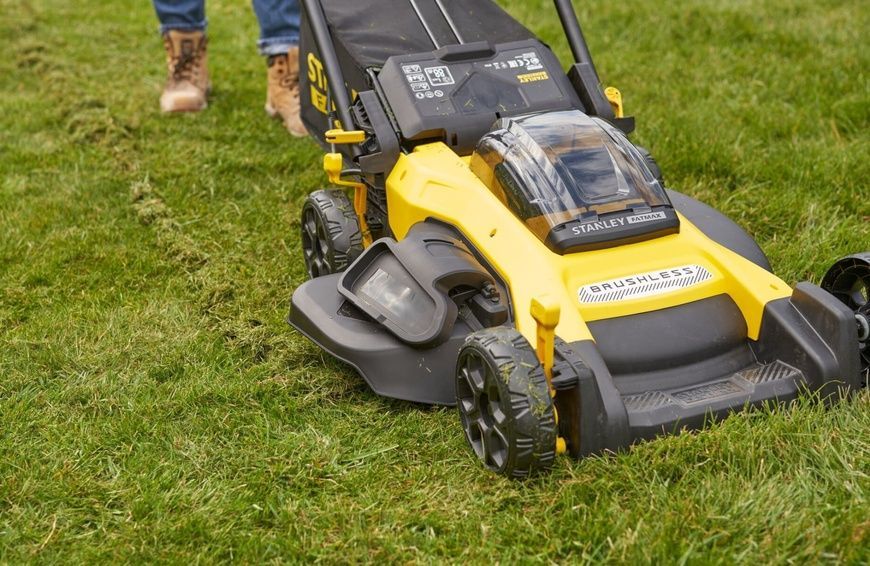 Газонокосилка аккумуляторная бесщеточная Stanley SFMCMW2651M 731216 фото