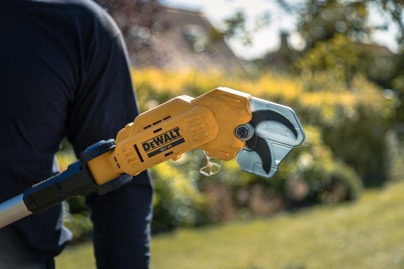 Секатор аккумуляторный DeWALT DCMPP569P1 732664 фото