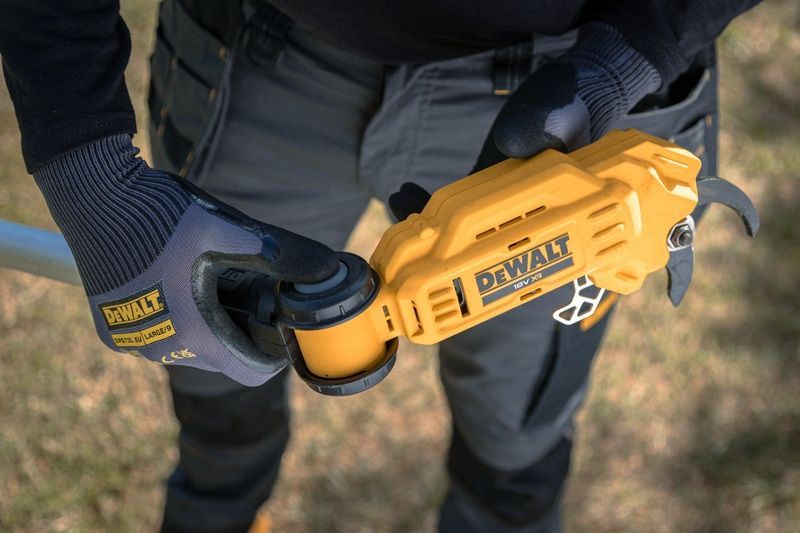 Секатор аккумуляторный DeWALT DCMPP569P1 732664 фото