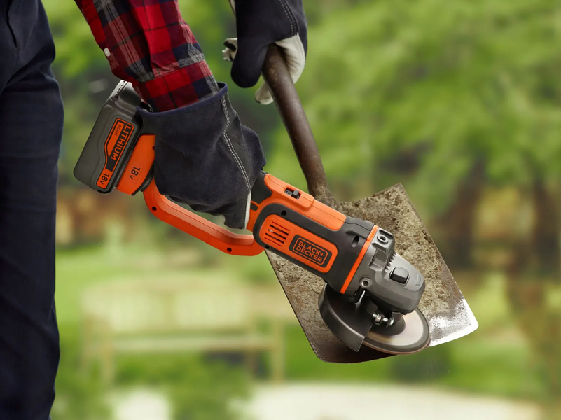 Кутова шліфмашина акумуляторна безщіткова BLACK+DECKER BCG720N (без АКБ та ЗП) 728474 фото