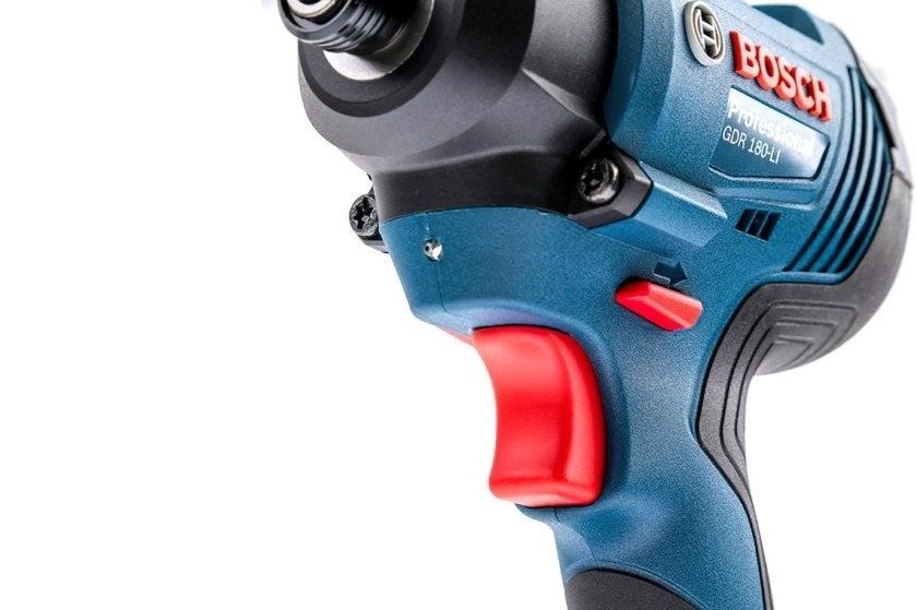 Гайкокрут акумуляторний Bosch Professional GDR 180-LI в чемодані з 2 АКБ GBA 18V 2.0Ah та З/П GAL 18 (06019G5123) 726395 фото