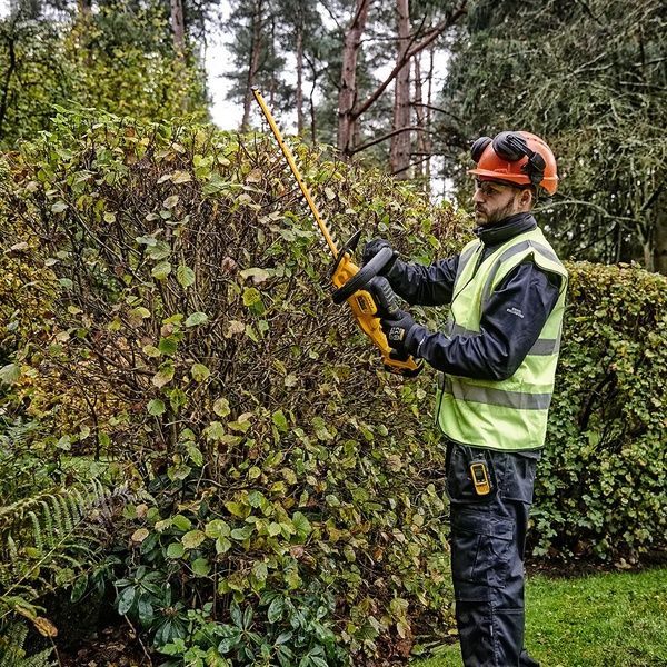 Кущоріз акумуляторний DeWALT DCMHT562N без АКБ та ЗП 732720 фото
