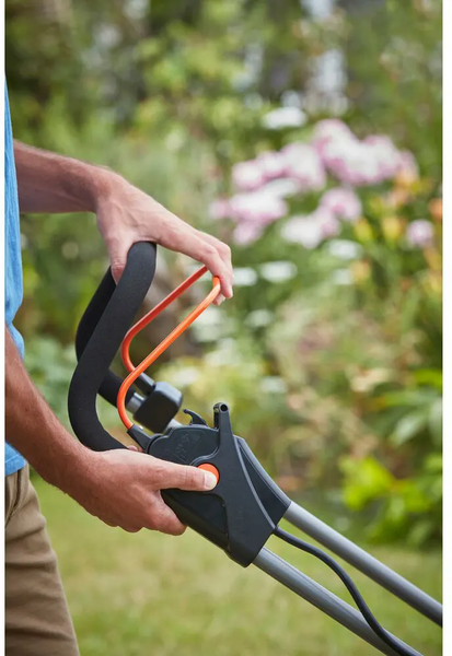 Газонокосарка акумуляторна BLACK+DECKER BCMW33184L2 726743 фото