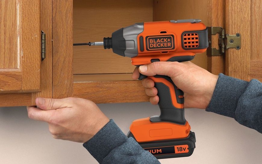 Набір інструментів акумуляторних BLACK+DECKER BCK21S1S 728479 фото