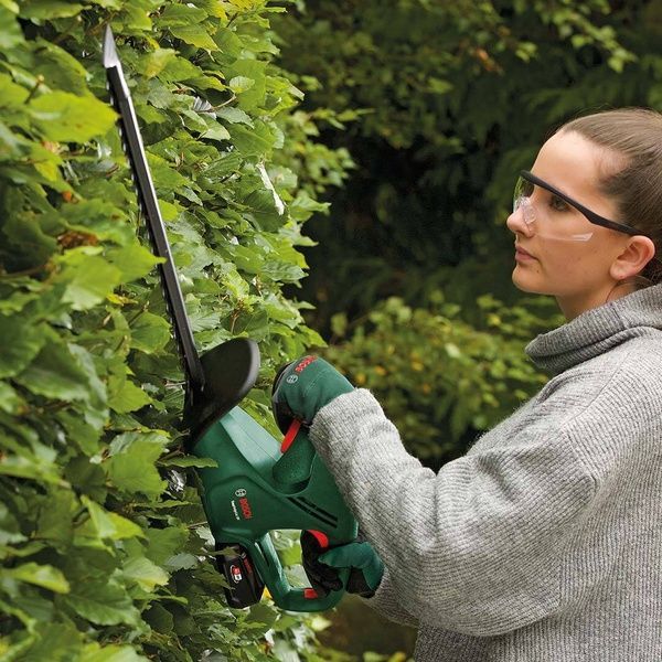 Кусторез аккумуляторный Bosch EasyHedgeCut 18-45 1 АКБ и ЗУ (0600849H02) 732558 фото