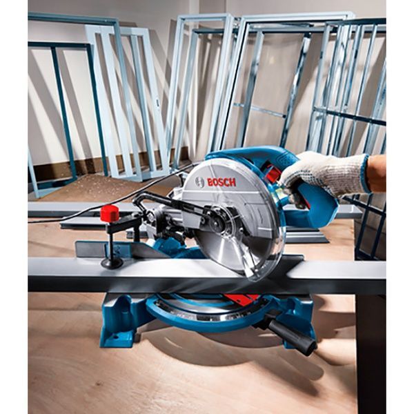Торцювальна пила Bosch Professional GCM 10 MX (0601B29021) 726321 фото