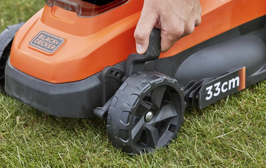 Газонокосилка аккумуляторная BLACK+DECKER BCMW3318L2 726744 фото