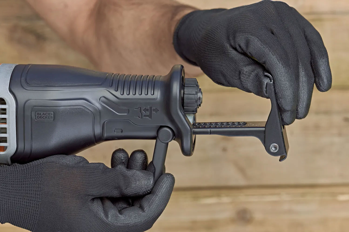 Пила шабельна BLACK+DECKER BES301K 728547 фото