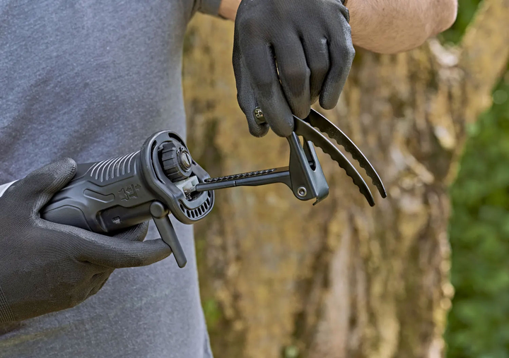 Пила шабельна BLACK+DECKER BES301K 728547 фото