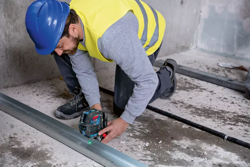 Лазерный нивелир Bosch Professional GCL 2-50 G со штативом BT 150, держателем RM 10, чехлом, мишенью (0601066M01) 726443 фото