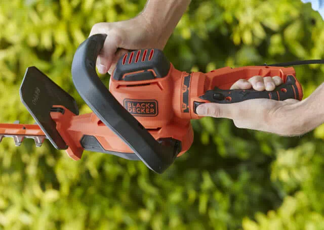 Кусторез электрический BLACK+DECKER BEHTS551 726747 фото