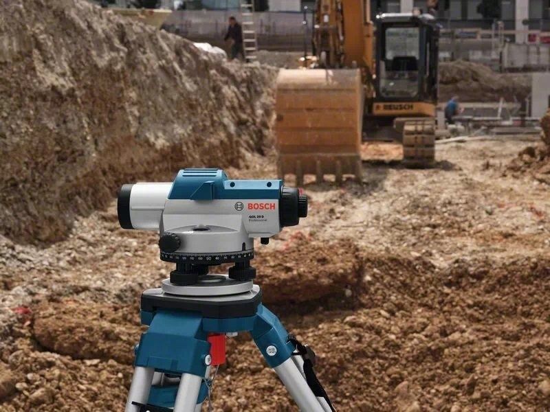 Оптический нивелир Bosch Professional GOL 20 D в кейсе со штативом BT 160, линейкой GR 500 (0601068402) 726493 фото