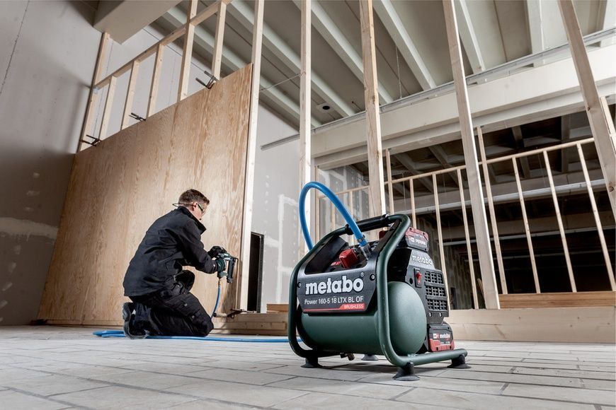 Компресор акумуляторний безмасляний Metabo Power 160-5 18 LTX BL OF (601521850) 730364 фото