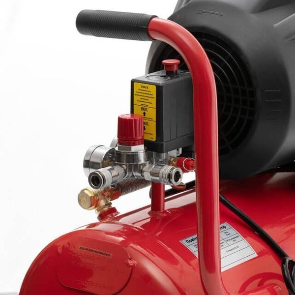 Компрессор Intertool PT-0007 728431 фото